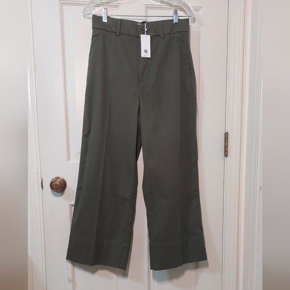 NWT Spanx Deep Pine Green Wide-Leg Stretch Twill Crop Pants, Size M - Picture 2 of 11